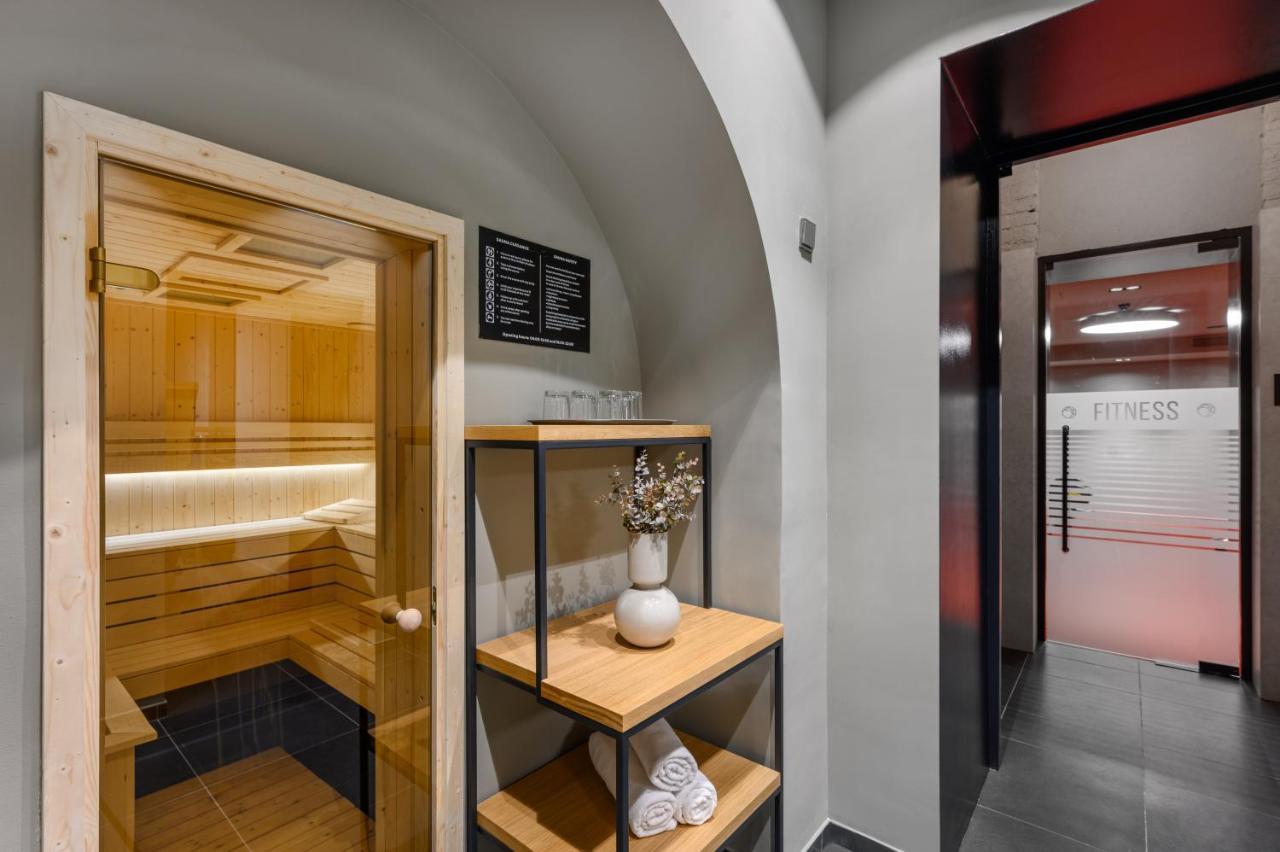 Hotel Oktogon Haggenmacher By Continental Group Budapeste Exterior foto